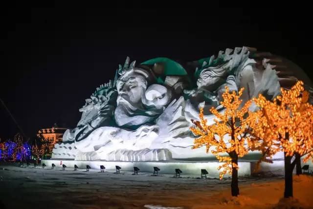 哈尔滨冬天免费玩雪的地方,哈尔滨冰雪旅游春节