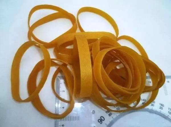 实用螺丝拧坏怎么取一招轻松搞定,拧螺丝容易掉的小妙招