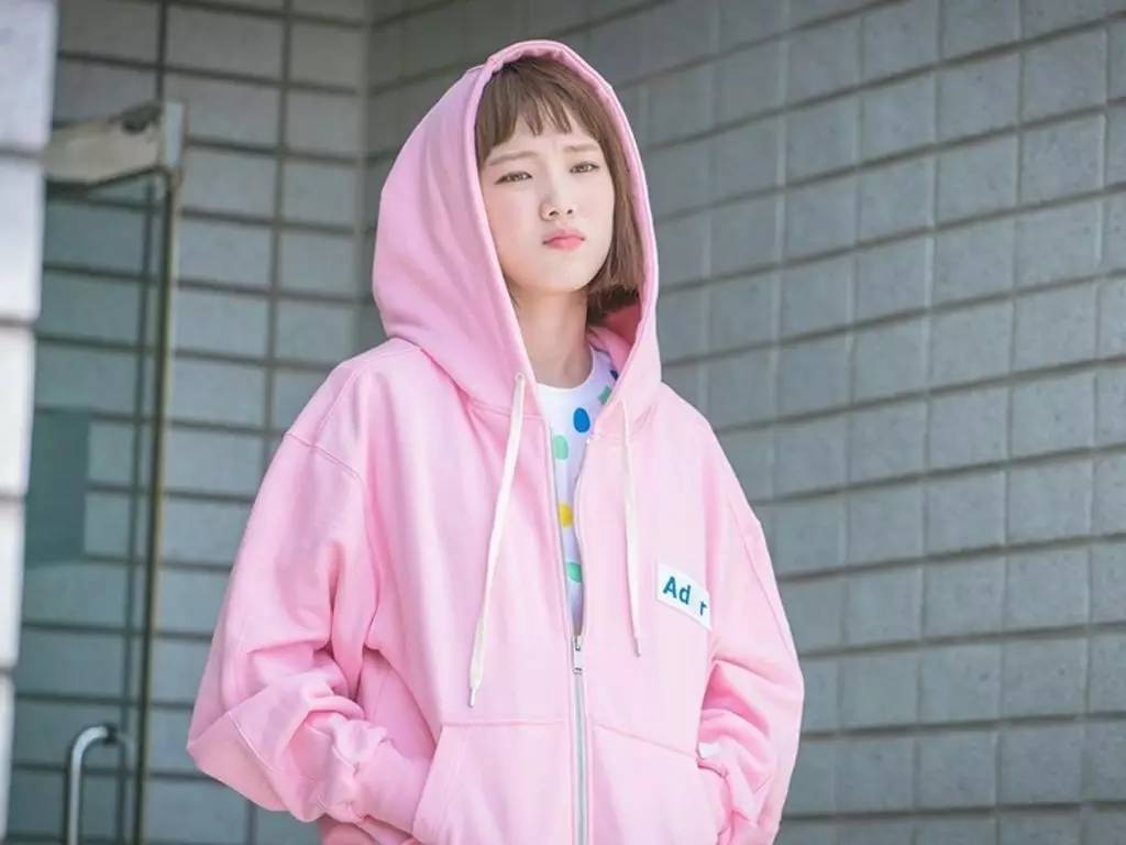 斩男红唇妆搭配,又纯又好看的斩男妆容