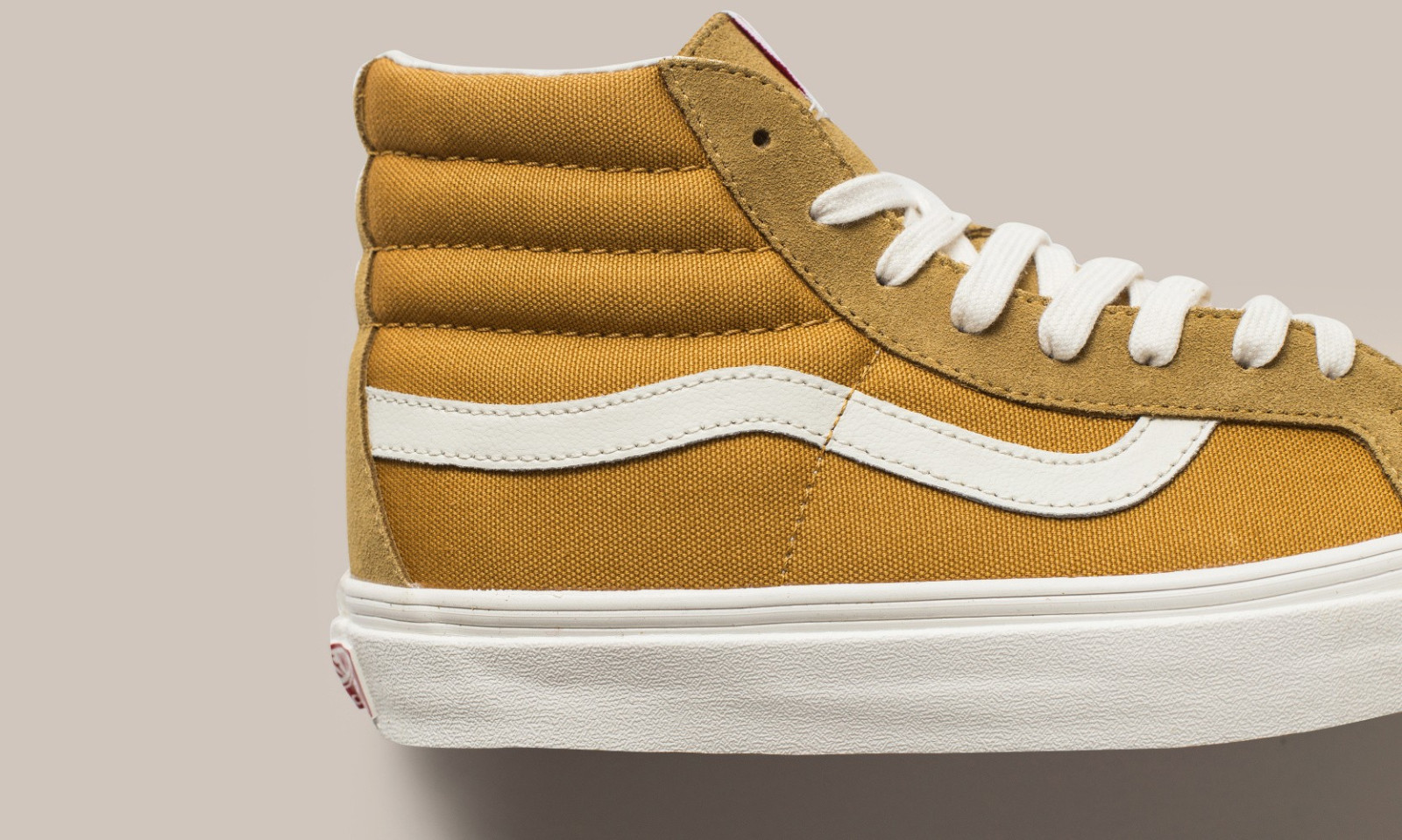 球鞋阿斯顿马丁,球鞋艾弗森库里