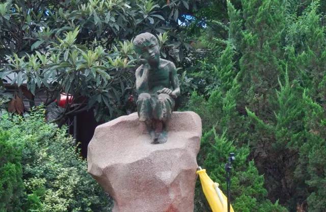 西安莲湖公园为啥叫莲湖公园,莲湖公园为什么叫莲湖公园