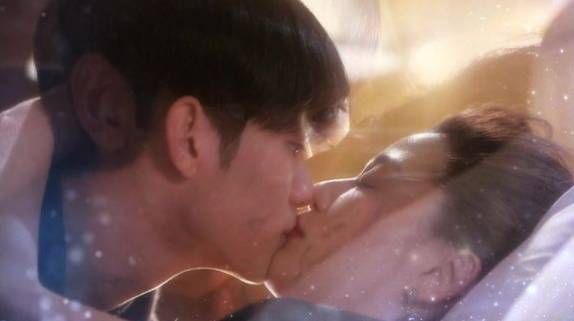 被妹子夺走初吻是什么体验,如何让自己体验到初吻的感觉