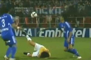 足球最搞笑庆祝动作gif,最搞笑的足球gif