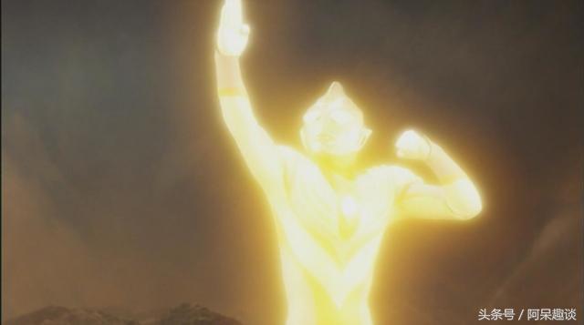 迪迦奥特曼龙卷形态vs爆裂形态,迪迦奥特曼蓝色形态对战无限赛罗