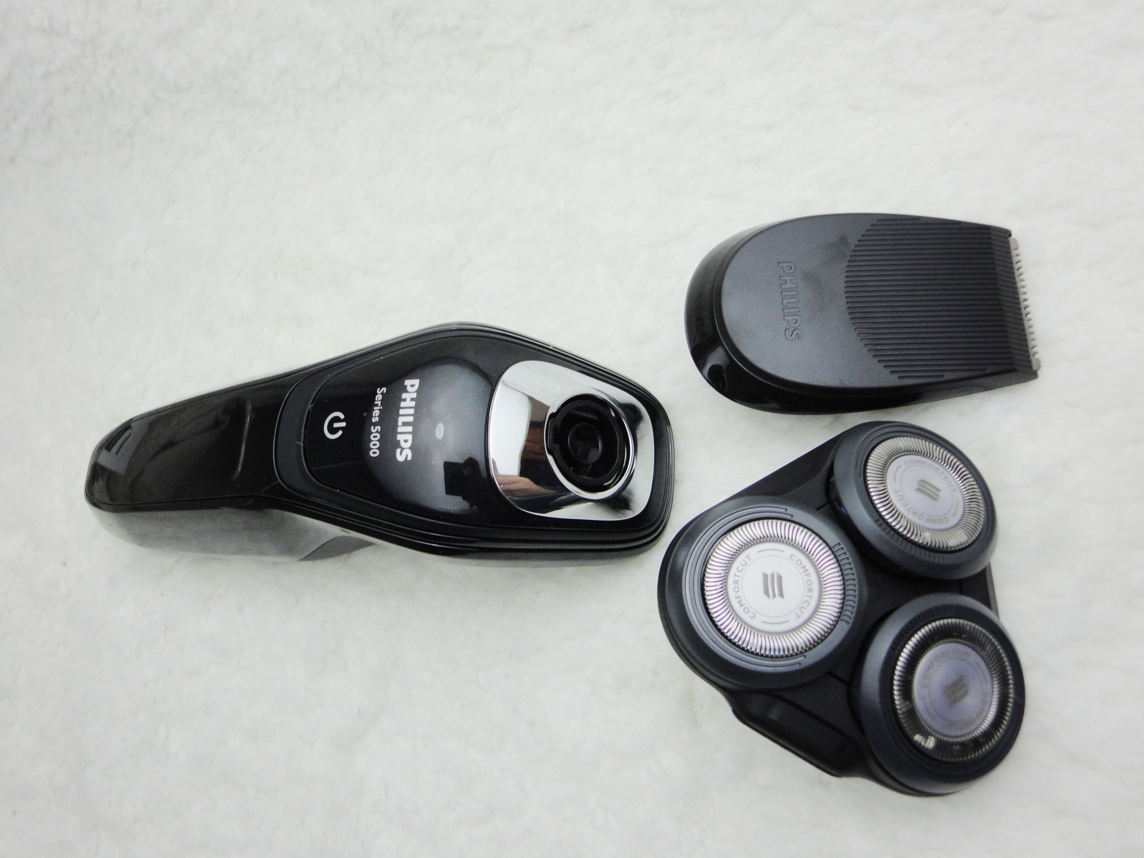 男人的“面子”——飞利浦电动剃须刀测评