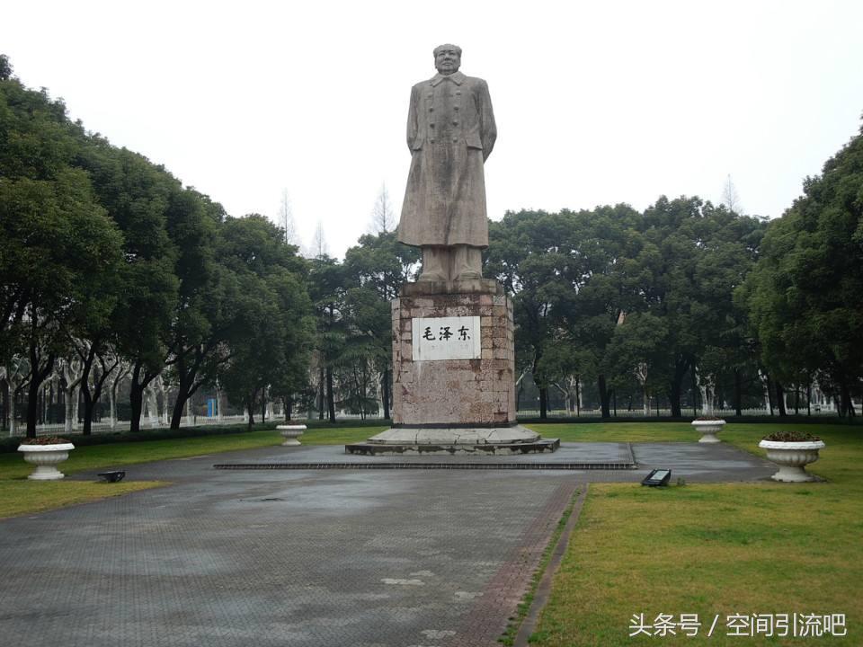 日月光华旦复旦兮是复旦校训吗,日月光华旦复旦兮是复旦的校训吗