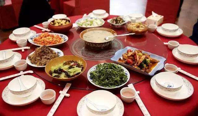 世界双遗峨眉山,双遗马拉松青城山免票吗