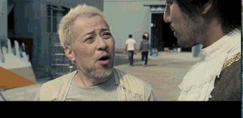 十条笑话：三十年前家里就有拖拉机，我常开，保证一考就过