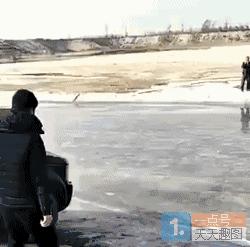 十条笑话：三十年前家里就有拖拉机，我常开，保证一考就过