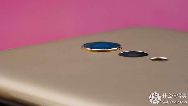 vivoxplay6内外屏是一体的吗,vivoxplay6曲面屏参数