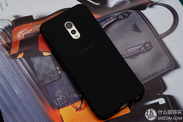 vivoxplay6内外屏是一体的吗,vivoxplay6曲面屏参数