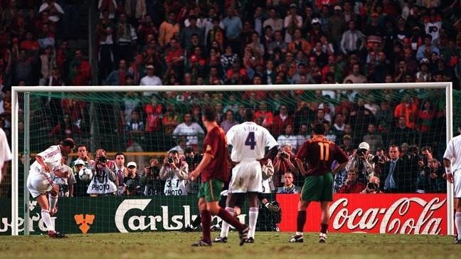 经典回顾2012年欧洲杯决赛,历年欧洲杯足球赛