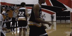 那个手指中场线投三分的装逼少年,昨天轰下了92分!