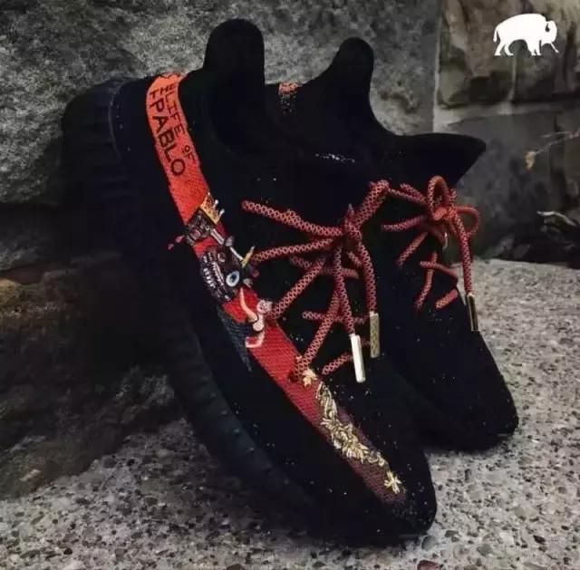 假yeezy有哪些,穿假yeezy能看出来吗