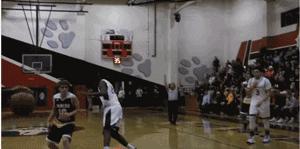 那个手指中场线投三分的装逼少年,昨天轰下了92分!