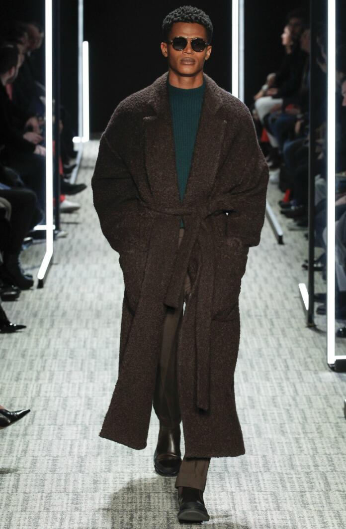 秋冬简约男装,秋冬男装流行款式