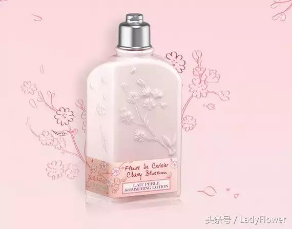 身体乳推荐改善皮肤,睡衣美白身体乳