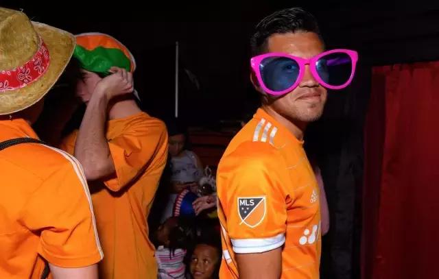 cikers绡悆鏈嶈,cikers瓒崇悆鐞冭。