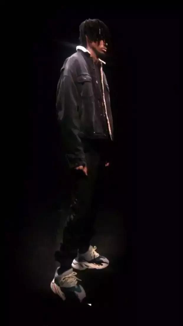 yeezy鞋最新发售款,yeezy最新款鞋红色