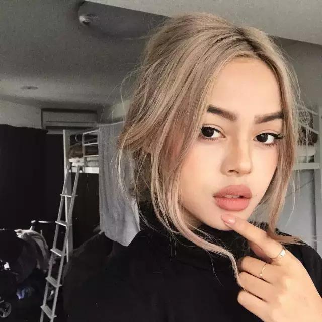 朴灿烈的个人抖音,抖音网红版朴灿烈