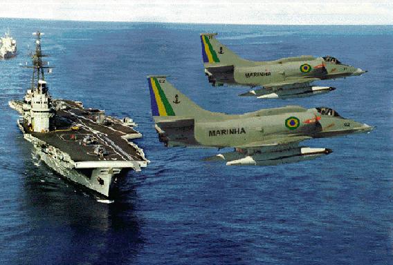 这国在美国压力下协助中国发展航母获得回报竟是为其航母换新衣