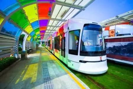 原来最甜蜜的事，是在广州寻找我们的LaLaLand