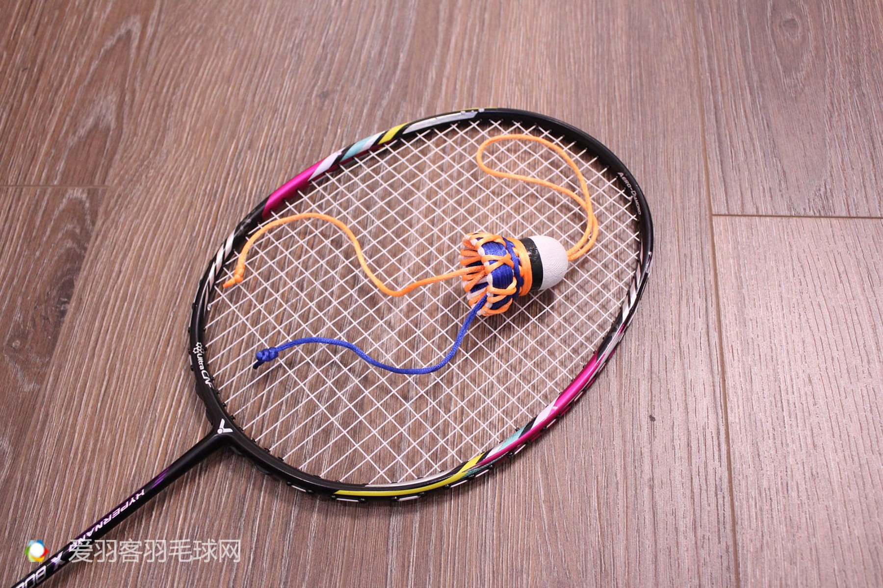 学生党羽毛球拍哪一个最值得入手,胜利羽毛球拍hx800