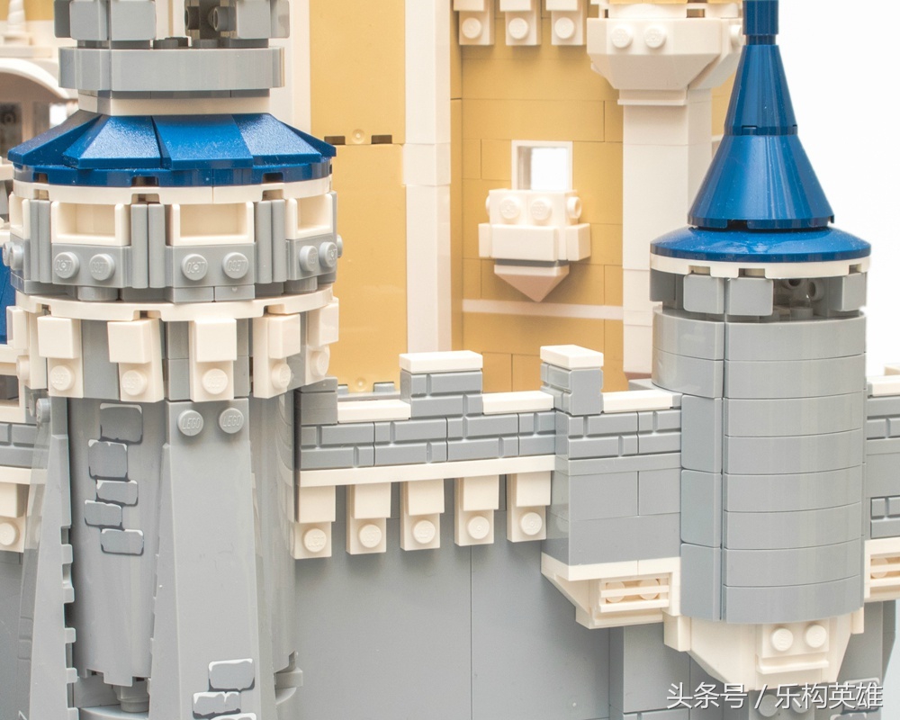 迪士尼乐高城堡对比,乐高新旧迪士尼城堡推荐