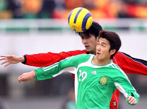 他身单力薄却脾气暴躁，身为前锋进球数甚至不如某些门将