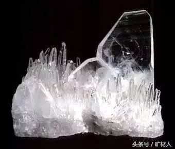 东海的水晶从哪里来的,水晶从哪里挖出来的