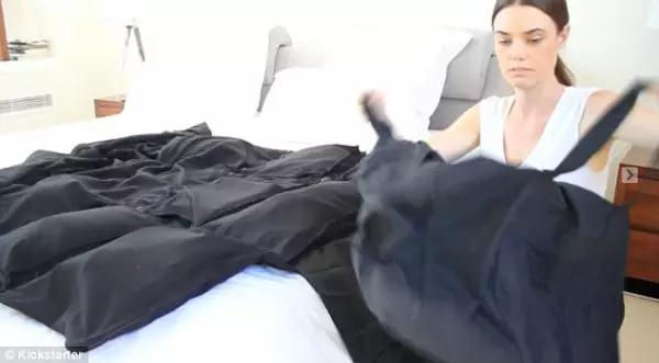 把15公斤行李穿上身!澳洲创意公司发明省钱“登机外套”