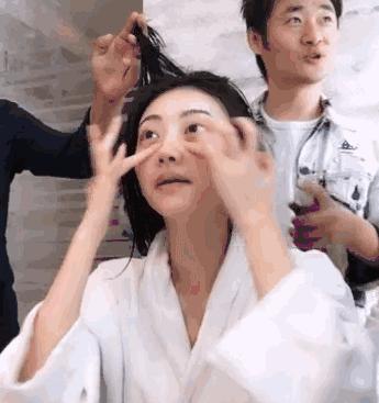 景甜五分钟洗脸时视频,景甜洗脸的瞬间