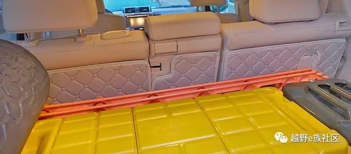 低配新款普拉多内饰改装,2017普拉多2700中东版改装