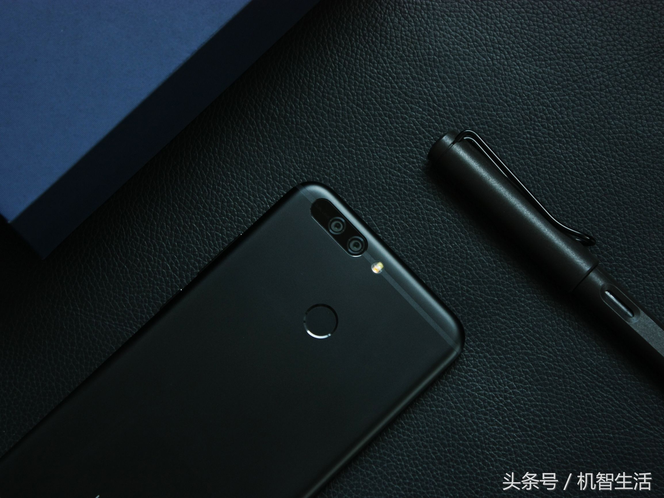 荣耀v9对比nova2s,荣耀v9升级鸿蒙系统后评测