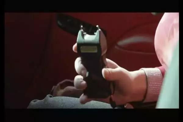 这是你们要的大长腿，备好纸巾，准备上下其手吧