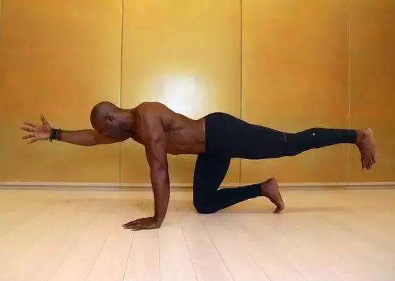 读懂瑜伽，感受内在的新生