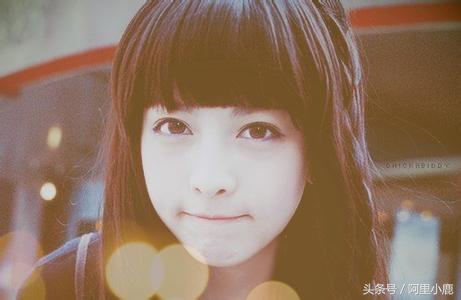 怎样跟异地恋女友聊天,异地恋想给女友惊喜发现被绿