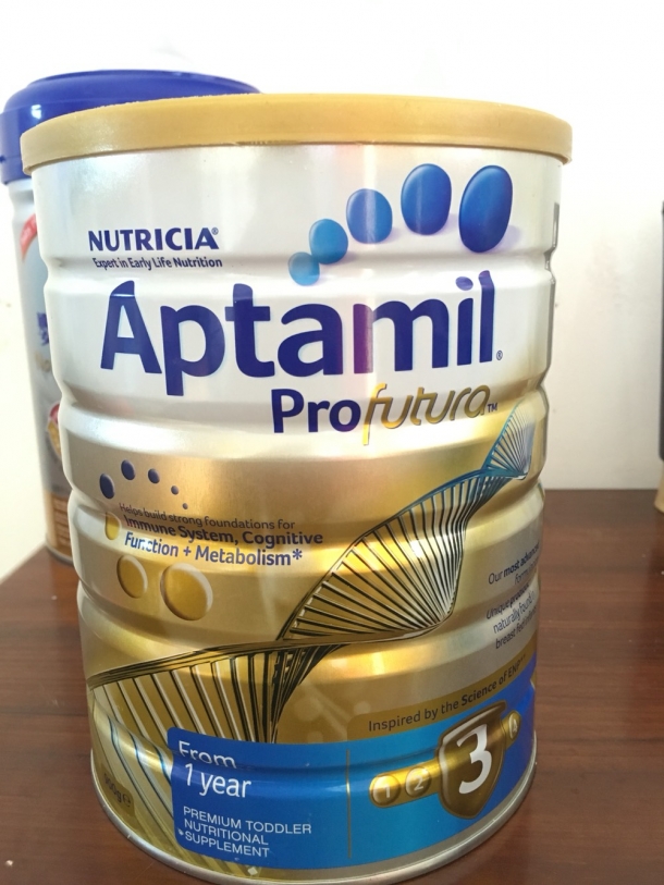 还在纠结给孩子吃什么,你还在纠结给宝宝吃什么奶粉