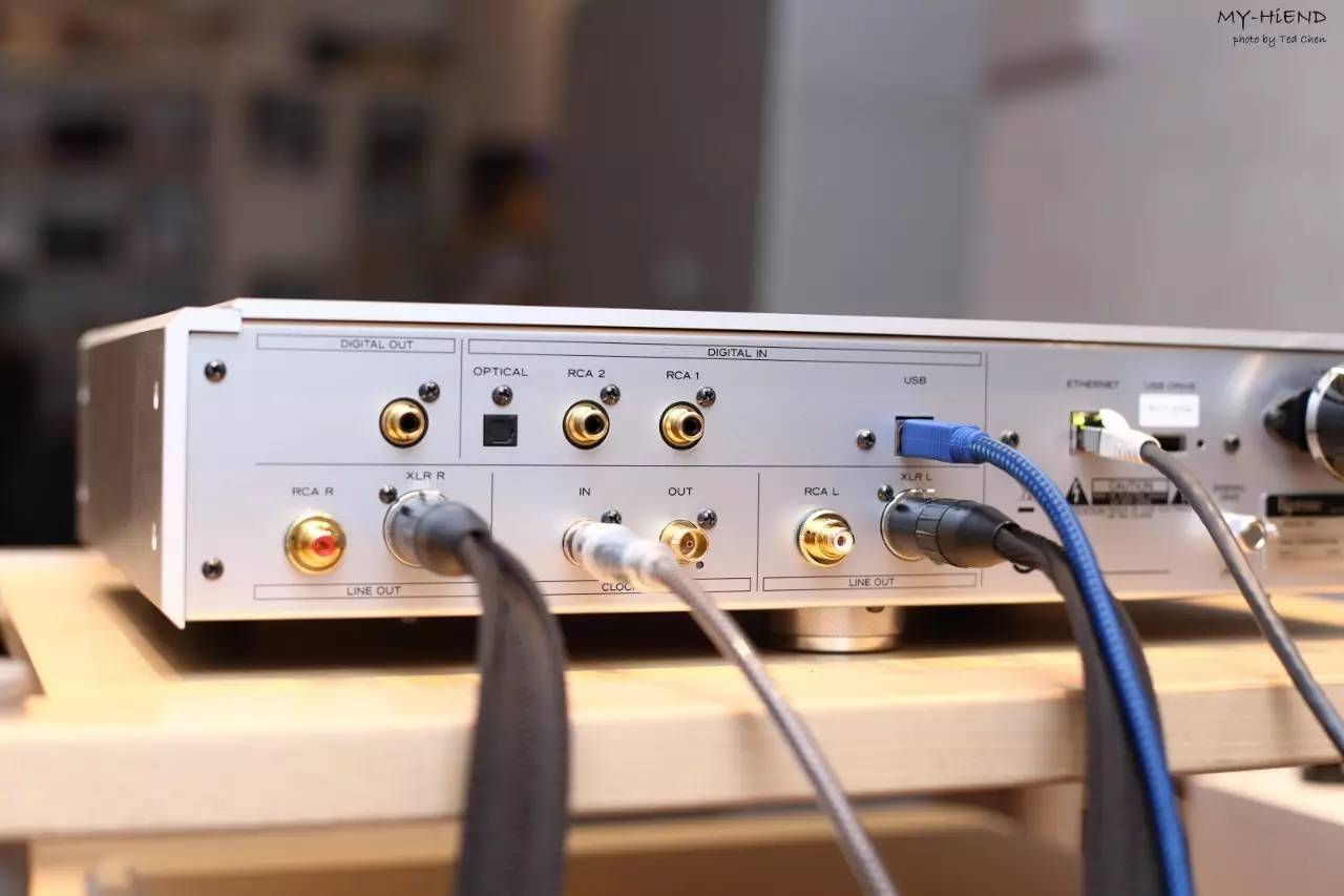 声音干净透明解析强:ESOTERICN-05网络*放播**器