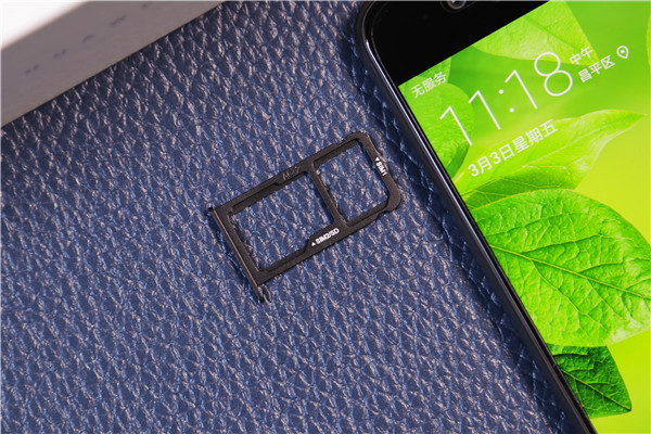 鍗庝负p10鎽勫儚澶存槸绱㈠凹鐨勮繕鏄緯鍗$殑,寰曞崱闀滃ごsummilux鍗庝负p10