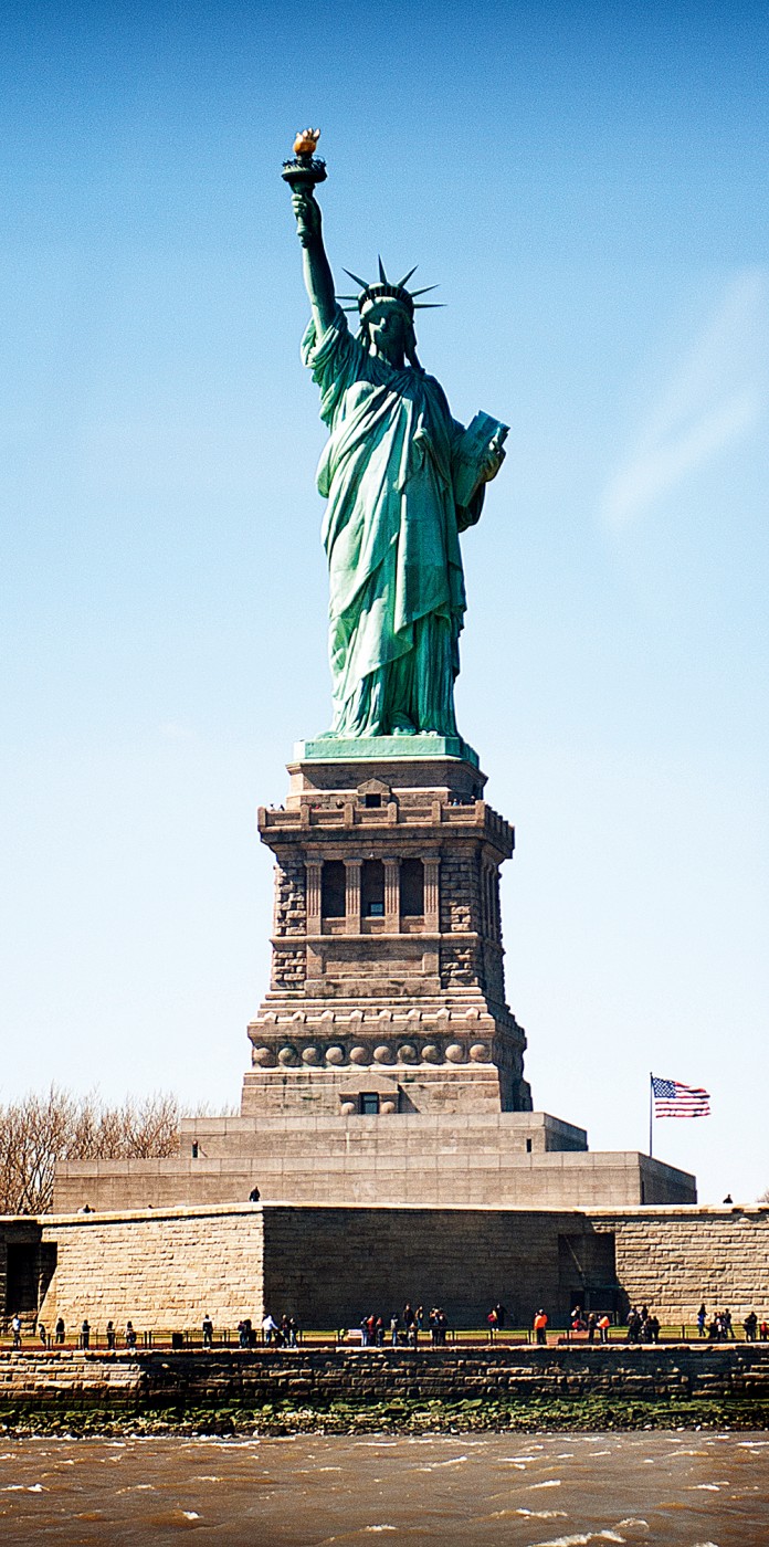 三重心跳曼哈顿多幕剧