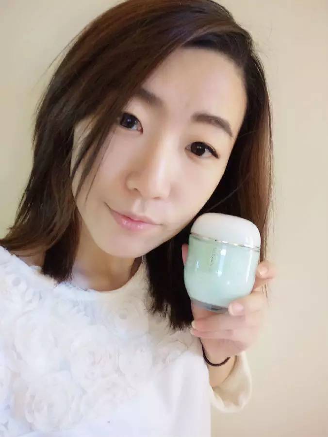 福袋惊喜礼盒,福袋中的化妆品收纳盒