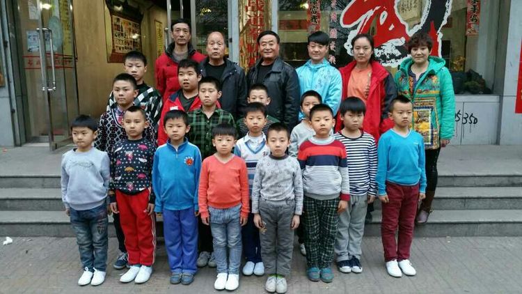 李震武术馆的学员,红拳李震