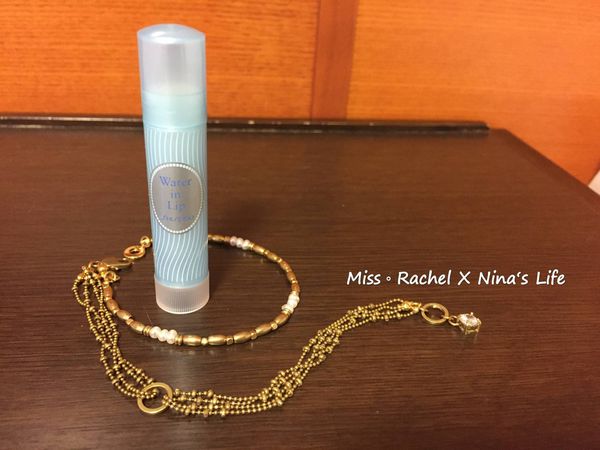 好用平价护唇膏推荐女款,适合干唇的润唇膏推荐