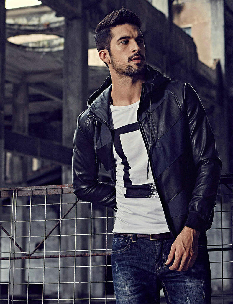 正肩皮衣穿搭高级感中长款,颜值很重要的穿搭