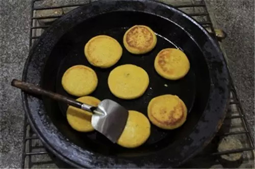 黄山宏村有啥特色小吃,黄山市黟县有什么好吃的