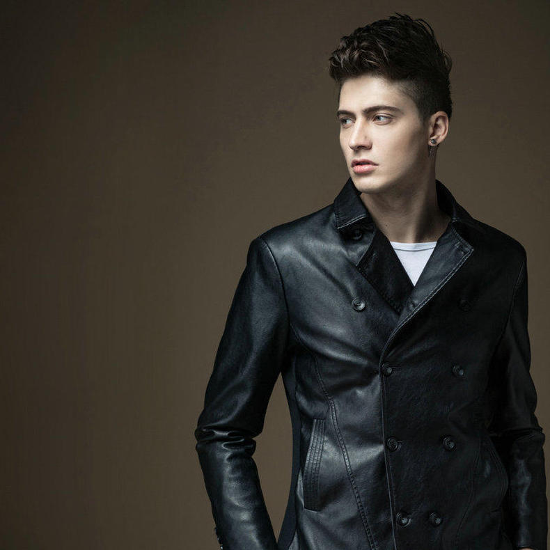 直接拿捏开春的皮衣穿搭,皮衣穿搭高级感中款