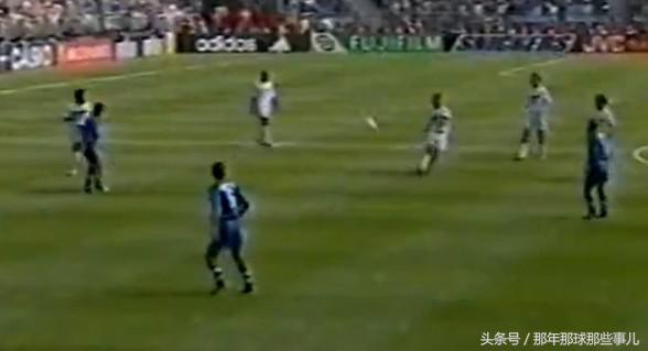 两届世界杯踢丢点球巴乔扼腕痛惜,98年世界杯法国vs意大利点球大战