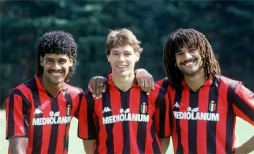 最美的时光遇上最好的你下句,在最美的时光遇见了谁