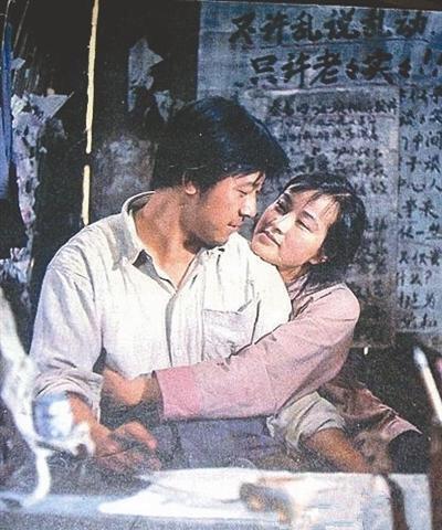 与姜文因爱生恨后怒嫁外国老公，她现在《大秦帝国》里大放异彩